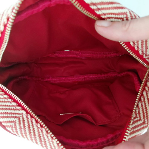 Stradivarius crossbody bag like new, red and ecru cotton
