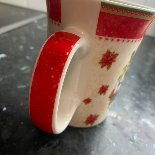 Christmas Mug like new