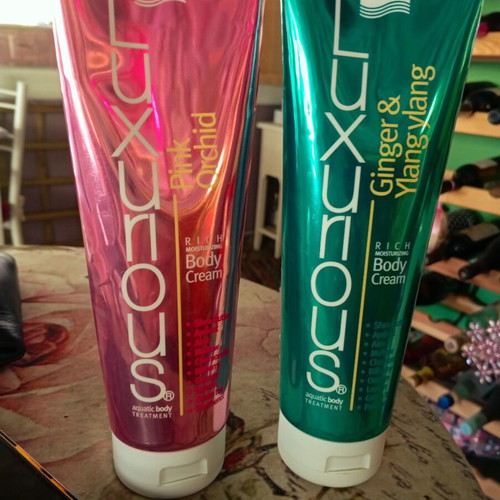 Set Body Cream Pink Orchid and Ginger Ylang Ylang used