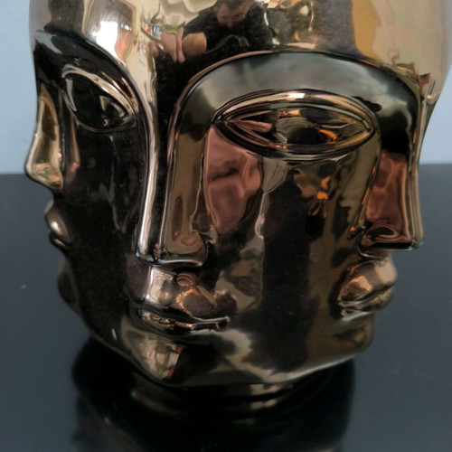 Vase in bronze color like new, impressive