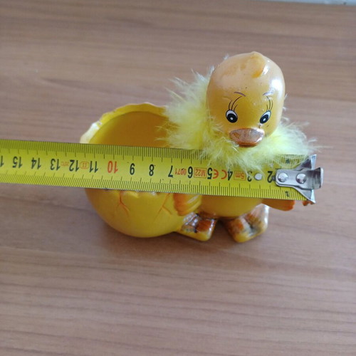 Duck-shaped flowerpot with sound mechanism like new