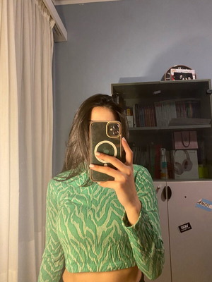 Zara crop top like new, green with snake pattern