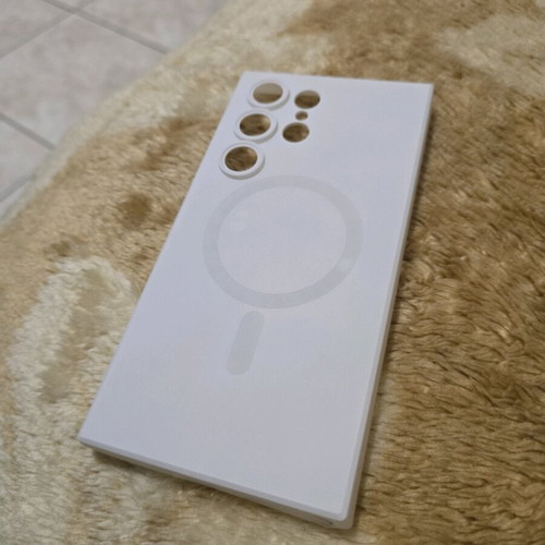 Samsung Galaxy S24 Ultra case white like new