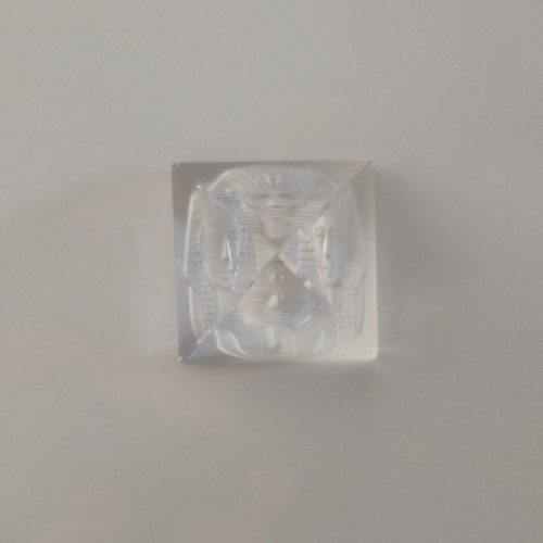Vintage glass pyramid paperweight like new