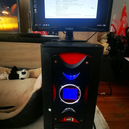 Complete PC set Windows 10 used with 4GB RAM and Turbo X 19.5" monitor