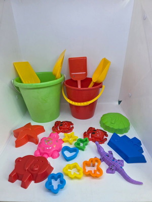 Sand toys lot used