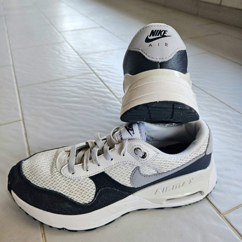Nike Max sport shoes used, size 38, black and white