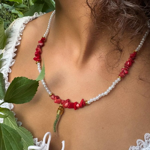 Handmade Valkyrie terrarium necklace with pearl and red coral new