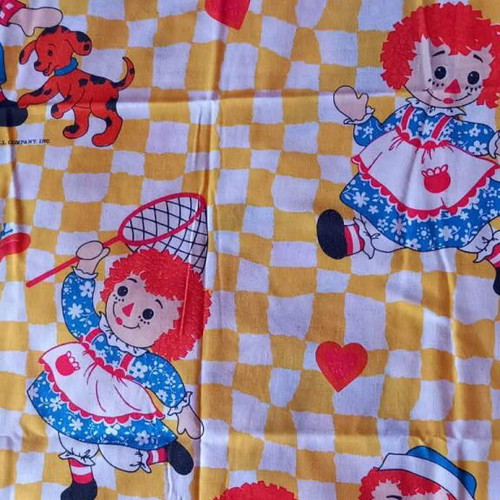 Vintage Raggedy Ann & Andy bed sheet like new, 1.5 x 2 m