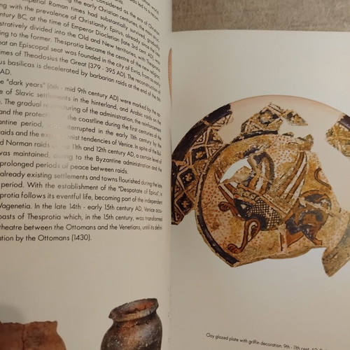 Igoumenitsa Archaeological Museum book, perfect condition