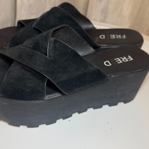 Keep Fred women's platform shoe black suede high double sole size 39 used
