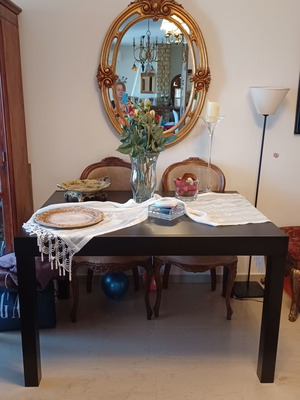 Dining table like new, extendable, wenge color, 1.20x0.90 m