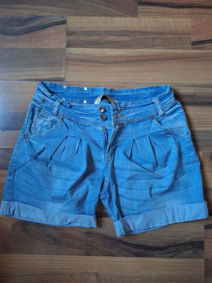 Adoro denim shorts size 46, like new, blue