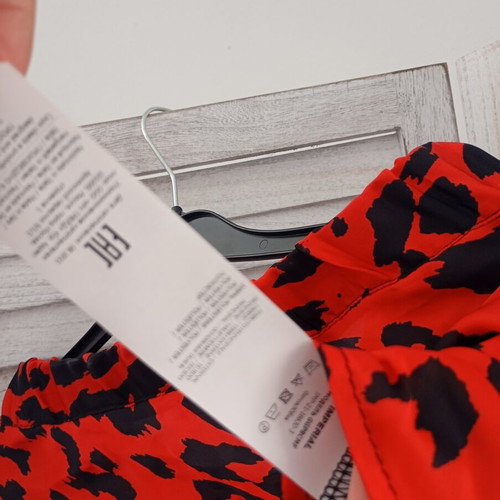 Imperial skirt medium size like new, black and red