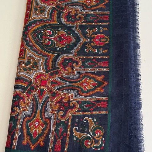 Scarf like new with colorful Paisley pattern and fringes