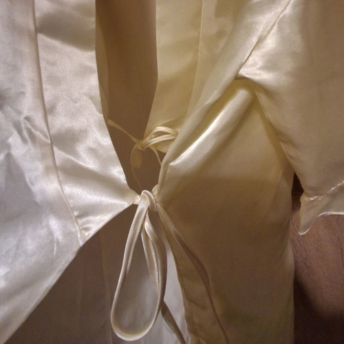 Satin sleepwear set new, nightdress and robe, champagne yellow, small