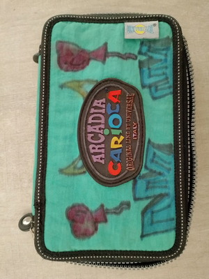 Carioca pencil case used with three compartments