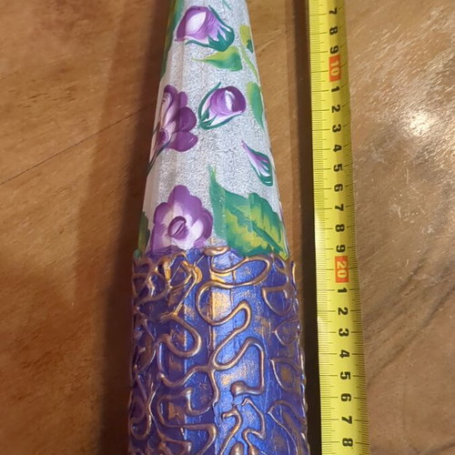 Hand-painted bottle used with embossed patterns
