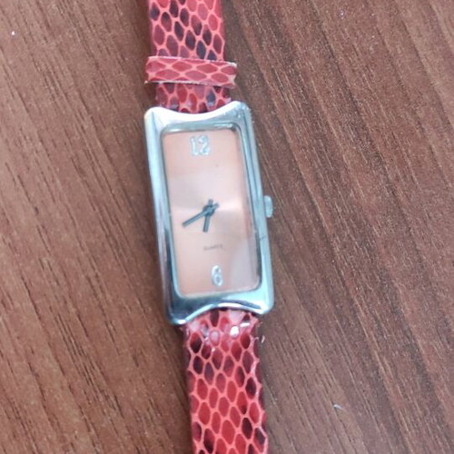 Women's wristwatch used