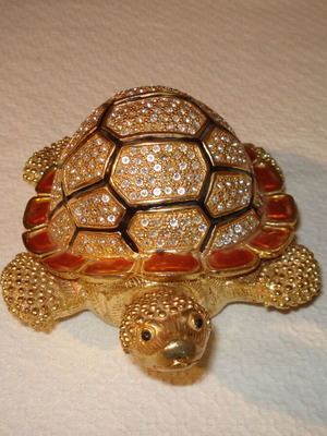 Metal turtle jewelry box used