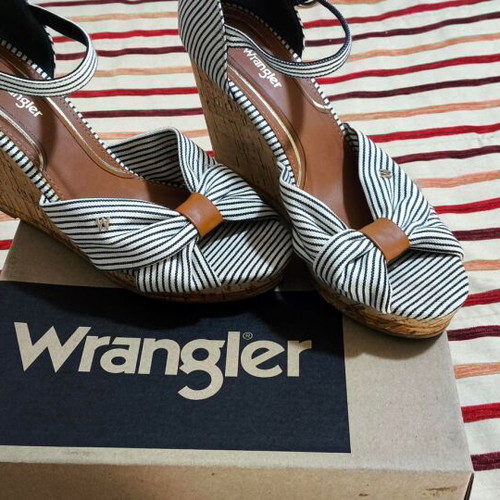 Wrangler Panama Cross Summer Women's Platforms Like New