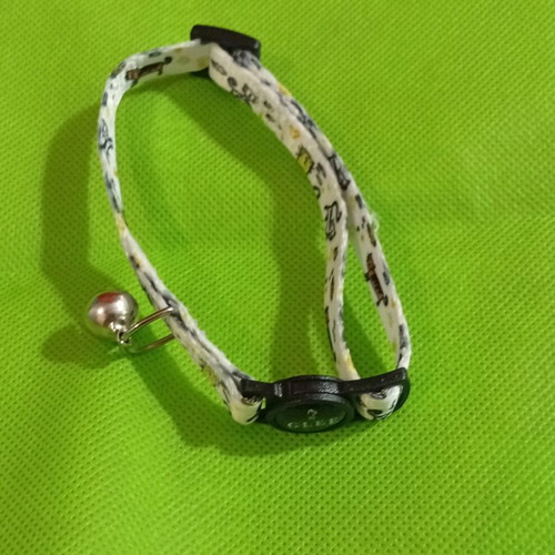 GLEE Collar with Plastic Buckle and Bell Funny Cat 10mmx30cm New