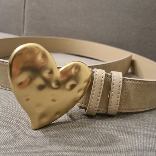 Verde belt new with gold heart buckle, ivory, size 110cm