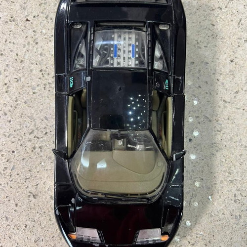 Bugatti EB110 toy car like new, 1/18 scale Bburago