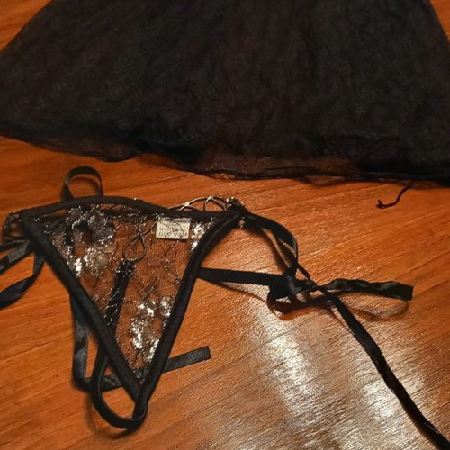 Victoria Venus lingerie set for women