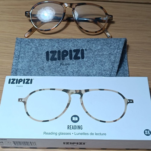 Izipizi #K Light Tortoise Reading Glasses +1.00 Like New