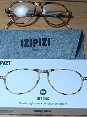Izipizi #K Light Tortoise Reading Glasses +1.00 Like New