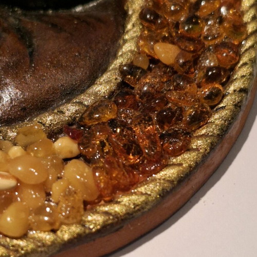 Horseshoe for good luck with natural Baltic amber new