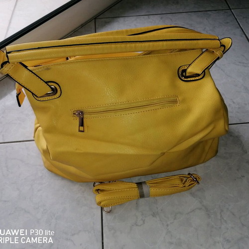 Women's handbag like new, yellow
