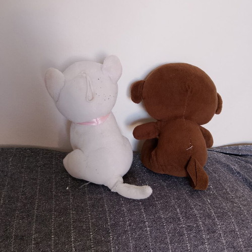 Two stuffed toys used, set of 2