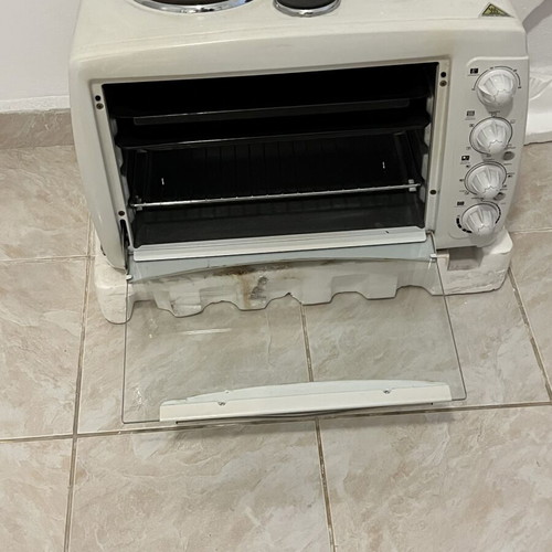 Oven used, in good condition