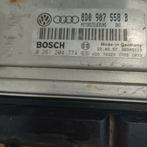 Computer Audi A4 Vw Passat B4 B5 1.8i 1998 used 8D0907558B 0261204774