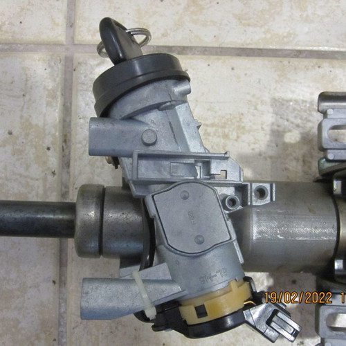Ignition lock for Mitsubishi Lancer '97-'04 used in excellent condition