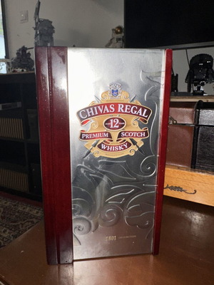 Chivas wooden whisky box like new