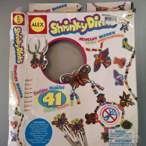 Shrinky Dinks Jewelry Making Kit new from Alex Toys