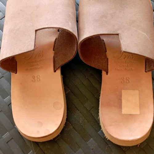 Iris leather women's sandals used, tan color, Greek made, size 38