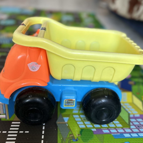 Toy Truck like new