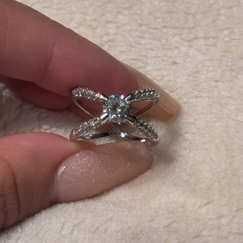 White Gold 14K Ring with Zircon, New, X Design