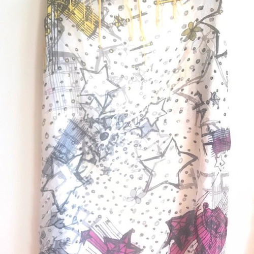 Women's square cotton scarf used with fringes