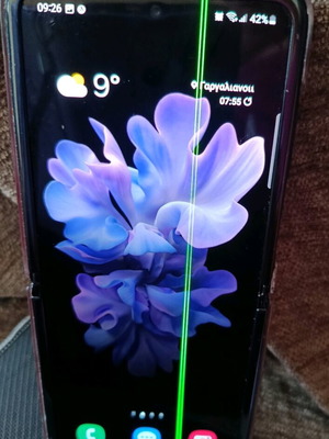 Samsung Galaxy Z Flip 8/256GB μεταχειρισμένο για ανταλλακτικά ή επισκευή με θήκες