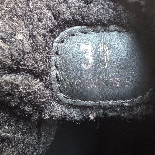 Hogan boots used, black size 39, suede with fur