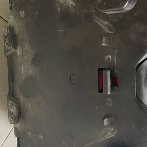 Honda motorcycle top case 50 lt used, fits two helmets