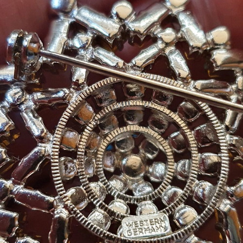 Vintage brooch Western Germany like new, silver with crystals