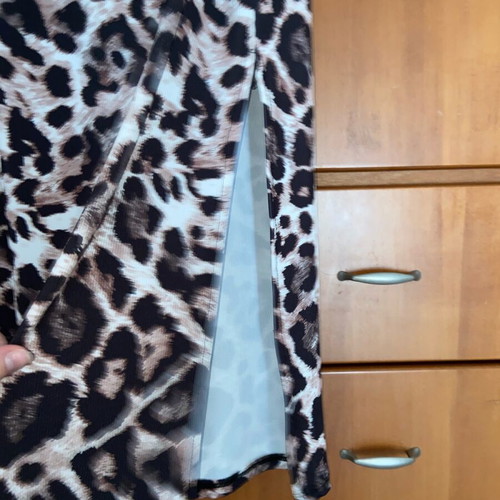 Animal print leopard dress like new with ruching and long sleeve