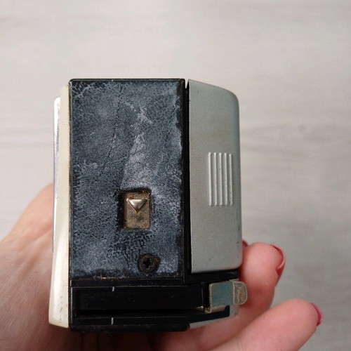 Kodak Instamatic 104 collectible camera used