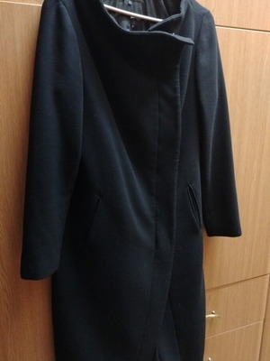 Rococo coat like new, black with asymmetric zipper and stand-up collar